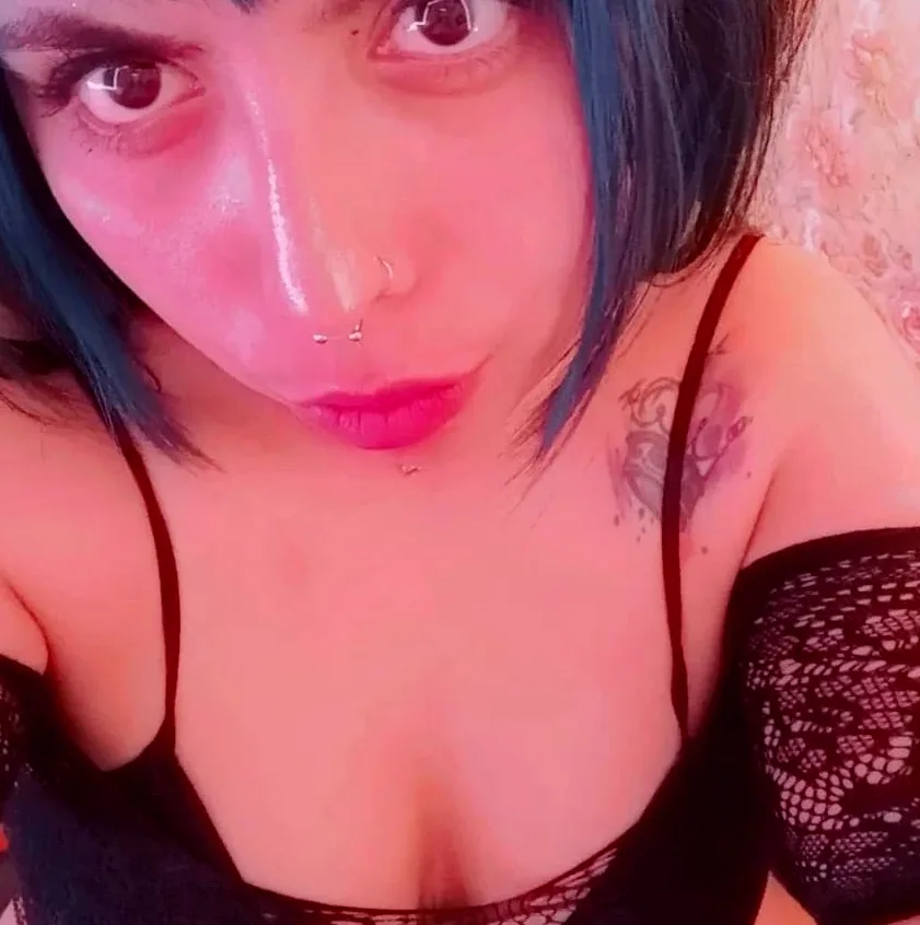 Sofia, 30